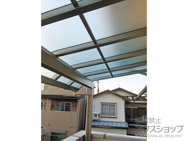 埼玉県朝霞市ののバルコニー・ベランダ屋根 ヴェクターテラス R型 屋根タイプ 単体 積雪〜50cm対応 施工例