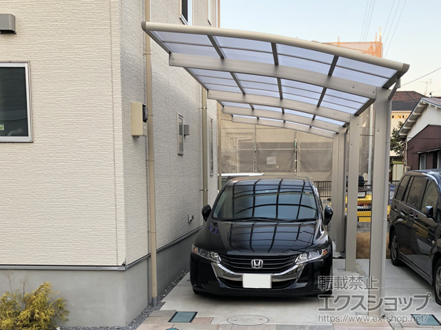 埼玉県越谷市ののカーポート レイナポートグラン 縦連棟　積雪〜20cm対応 施工例