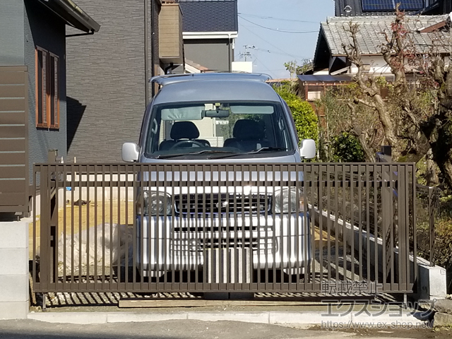 福岡県久留米市ののカーゲート オーバードアS2型 手動式 施工例