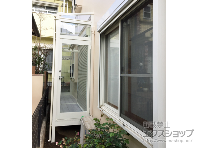 神奈川県横浜市ののテラス囲い・サンルーム サニージュ F型 床納まり ランマ付 積雪〜20cm対応 施工例