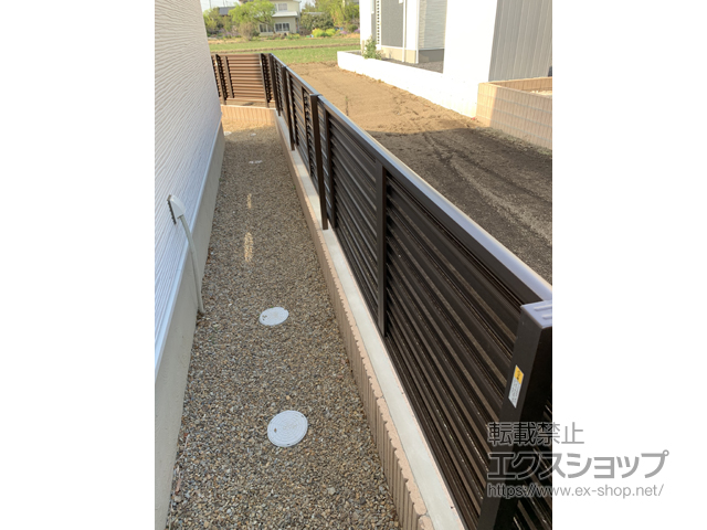 群馬県太田市ののフェンス・柵 ミエーネフェンス 目隠しルーバータイプ 自由柱施工 施工例