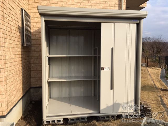 東京都あきる野市のの物置・屋外倉庫 Mr.ストックマンダンディ 多雪型 結露減少型 2016×1222×2110（ND-SZ2012） ND-SZ2012-W 施工例