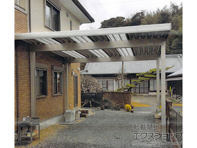三重県四日市市ののカーポート レオンポートneo 2台用 角柱4本柱 積雪〜50cm対応 施工例