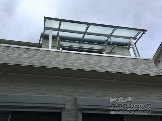 京都府京都市ののバルコニー・ベランダ屋根 ヴェクターテラス R型 屋根タイプ 単体 積雪〜20cm対応 施工例