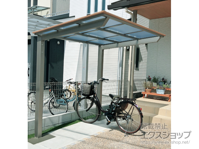 大阪府大阪狭山市ののサイクルポート・駐輪場 フーゴFミニ (フラットスタイル) 木調色 積雪〜20cm対応 施工例