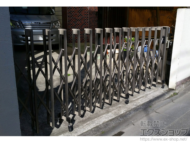 神奈川県川崎市ののカーゲート アルシャインII M型 Aタイプ ノンレール 片開き 390S 施工例