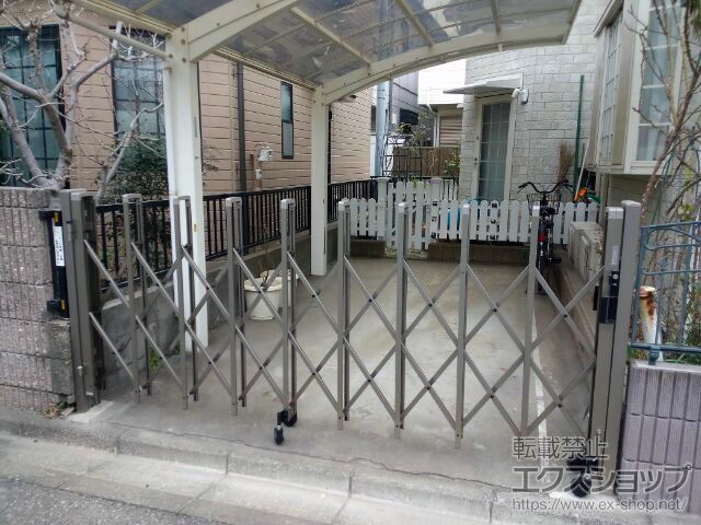 東京都練馬区ののカーゲート トリップゲート RB型 ノンレール 片開き 施工例