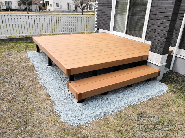 宮城県富谷市ののウッドデッキ リウッドデッキ 200＋段床セット 側面タイプ１段 施工例