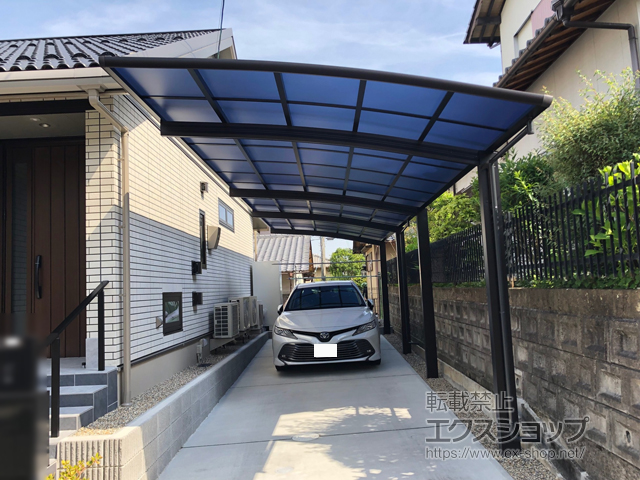 奈良県生駒市ののカーポート レイナポートグラン 縦連棟　積雪〜20cm対応 施工例