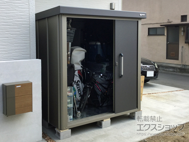 群馬県高崎市のの物置・屋外倉庫 エスケーエイト SK8-70 一般型 1800×1200×1940 SK8-70-GK 施工例