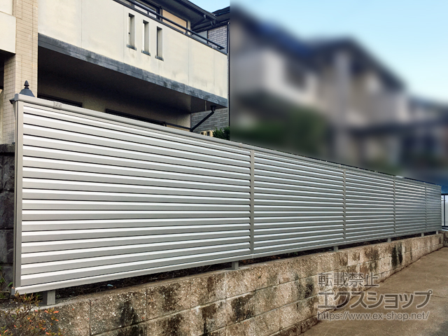 岐阜県可児市ののフェンス・柵 ミエーネフェンス 目隠しルーバータイプ 自由柱施工 施工例