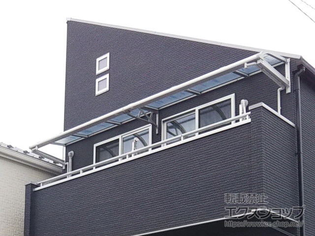 東京都町田市ののバルコニー・ベランダ屋根 スピーネ R型 ルーフタイプ 連棟 積雪〜20cm対応 施工例
