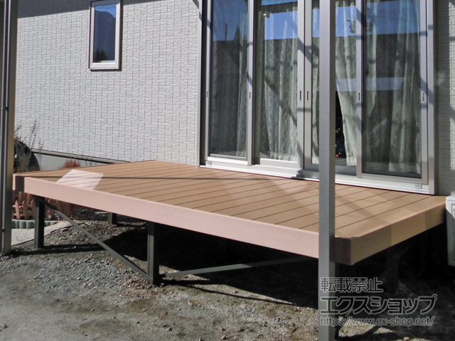 熊本県阿蘇市ののウッドデッキ 樹ら楽ステージ 施工例