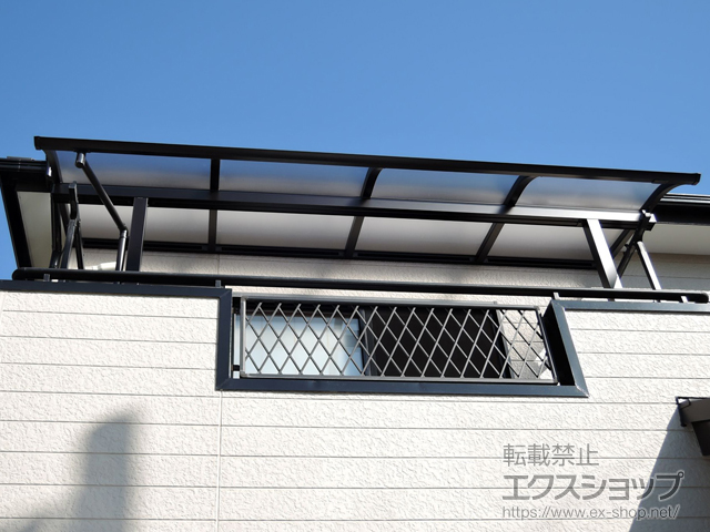 神奈川県相模原市ののバルコニー・ベランダ屋根 プレシオステラスII R型 屋根タイプ 単体 積雪〜20cm対応 施工例