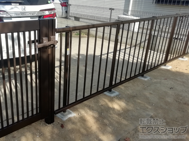 香川県仲多度郡多度津町ののフェンス・柵 ミエッタフェンス 防犯たて格子タイプ 自由柱施工 施工例