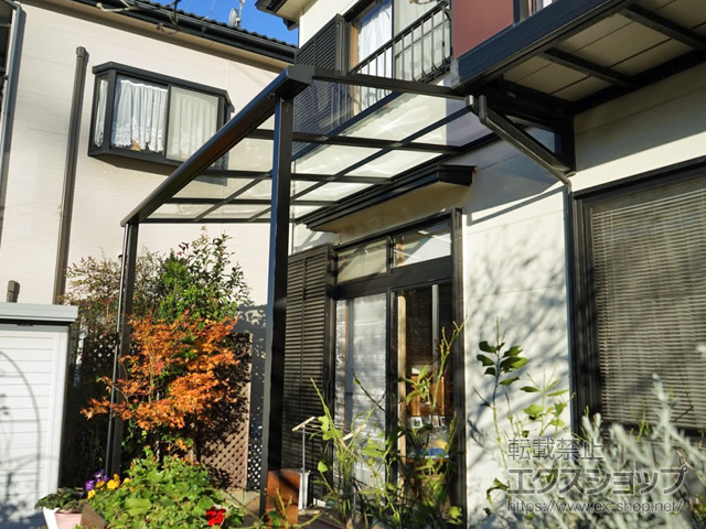 埼玉県熊谷市ののテラス屋根 スピーネ F型 テラスタイプ 単体 積雪〜20cm対応 施工例