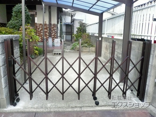 福岡県北九州市ののカーゲート トリップゲートII 1型 シンプル ノンレール 片開き 26S 施工例
