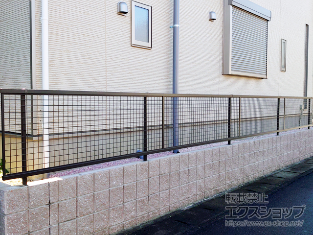 愛知県一宮市ののフェンス・柵 アルメッシュフェンス3型 フリーポールタイプ 施工例