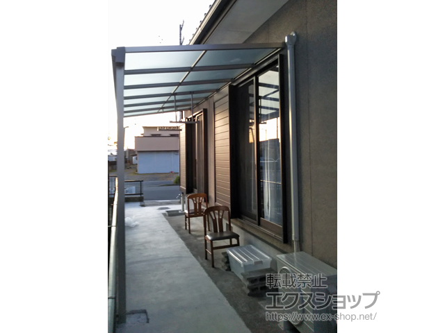 静岡県浜松市ののテラス屋根 ソラリア F型 テラスタイプ 単体 積雪〜20cm対応 施工例