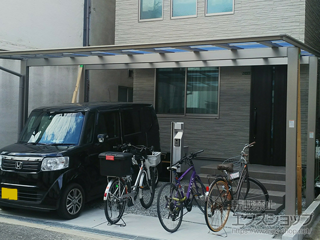 大阪府大阪市ののカーポート ソリッドポート ワイド 積雪〜20cm対応 施工例