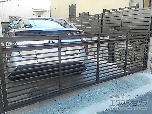 東京都三鷹市のLIXIL リクシル(新日軽)のフェンス・柵 セレビューフェンス R3型 フリーポールタイプ 施工例