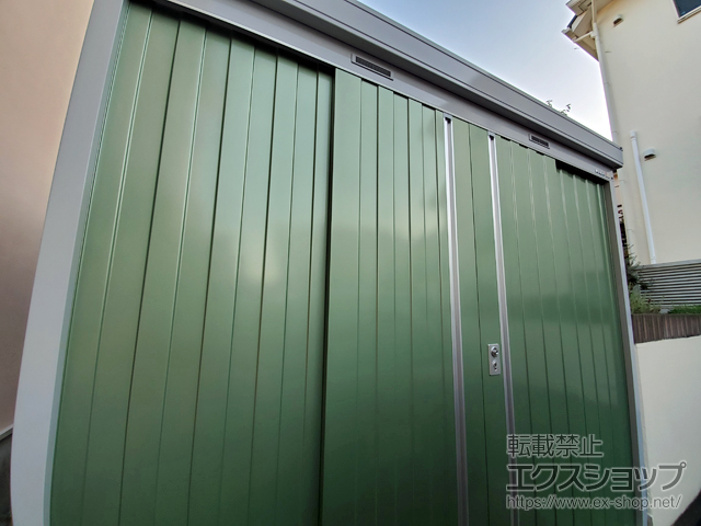 神奈川県鎌倉市のの物置・屋外倉庫 ネクスタ 一般型 2630×2210×2375（NXN-60H） NXN-60H-OG 施工例