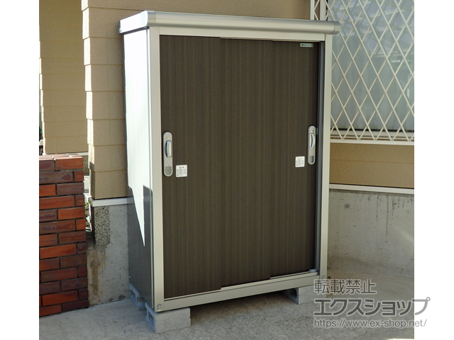 兵庫県神戸市のの物置・屋外倉庫 エスモ 一般型 1050×520×1501（ESE-1005E） ESE-1005E-DW 施工例