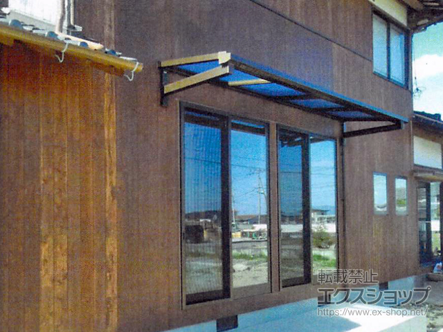 佐賀県佐賀市ののバルコニー・ベランダ屋根 ソラリア F型 ルーフタイプ 単体積雪〜20cm対応 施工例