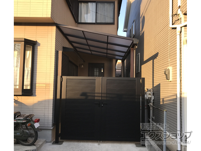 神奈川県茅ヶ崎市のの門扉 ライシス門扉 5型 横目隠し 両開き 柱使用 施工例