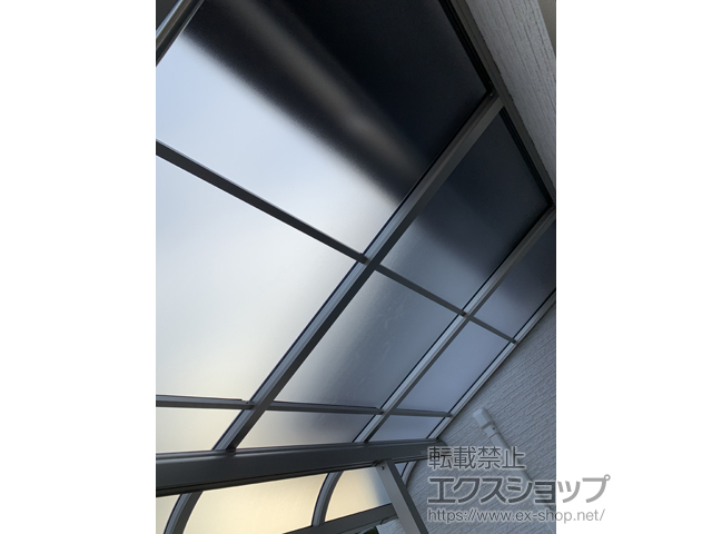 京都府京都市ののバルコニー・ベランダ屋根 プレシオステラスII R型 屋根タイプ 単体 積雪〜20cm対応 施工例