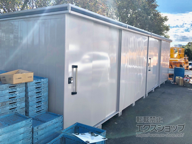 東京都江東区のの物置・屋外倉庫 エルモ 一般型 4430×1870×2358 左扉タイプ（LMD-4418HL） LMD-4418HL-CB 施工例