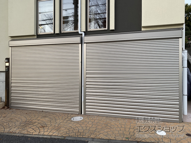 東京都八王子市のLIXIL リクシル（トステム）のガレージシャッター ガレージシャッタークワトロ 電動式 外部付タイプ 施工例
