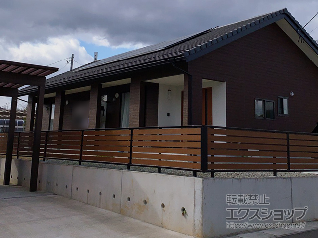 福島県福島市ののフェンス・柵 モクアルフェンス 横板タイプ 自由柱施工 施工例