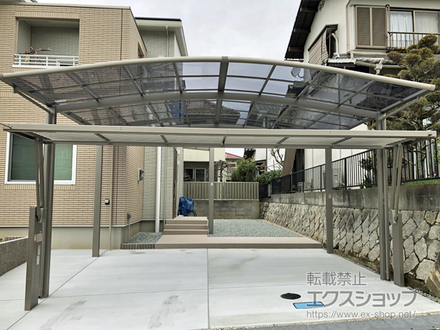 兵庫県川西市ののカーポート ネスカR (ラウンドスタイル) ワイド　積雪〜20cm対応 施工例