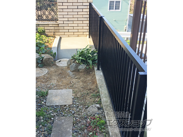 千葉県君津市ののフェンス・柵 プレスタフェンス 2型 細たて桟 フリーポールタイプ 施工例