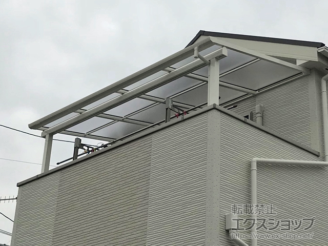 広島県大竹市ののバルコニー・ベランダ屋根 ソラリア F型 屋根タイプ 単体 積雪〜20cm対応 施工例