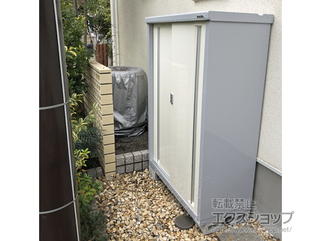 東京都西東京市のの物置・屋外倉庫 シンプリー 一般型 1100×515×1603 MJX-115D-P-【FW】 施工例