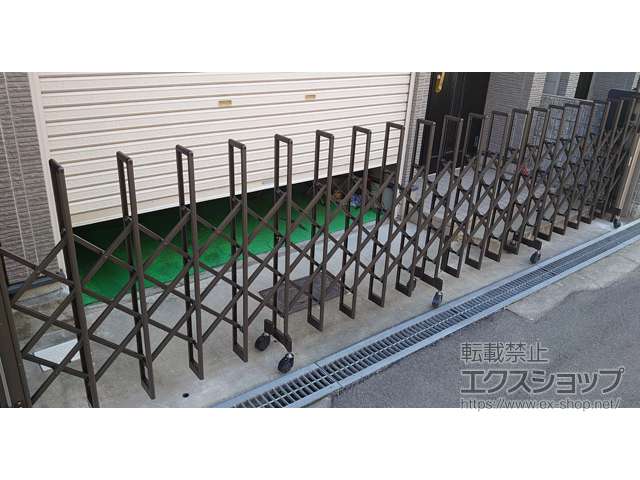 大阪府大阪市ののカーゲート セレビューMB型 キャスター式 片開き 47SA 施工例