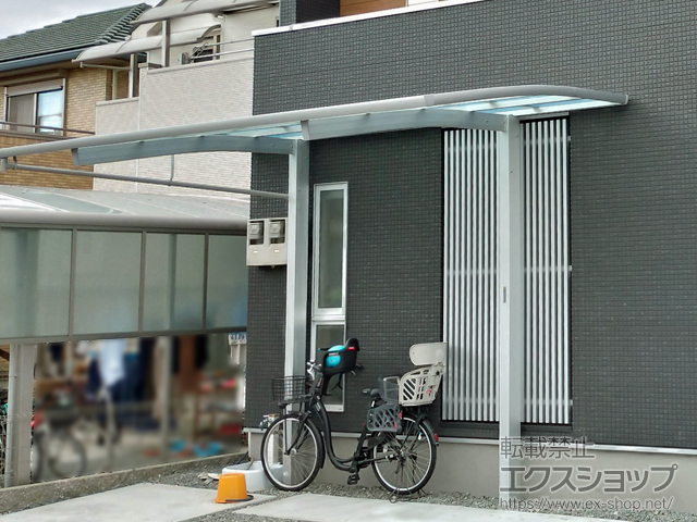 兵庫県加古川市ののカーポート レイナポートREグラン 前下がり 積雪〜20cm対応 施工例