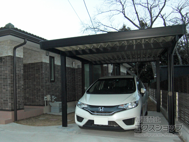千葉県東金市のLIXIL リクシル（トステム）のカーポート テリオスポートIII 1500 角柱4本仕様 積雪〜50cm対応 施工例