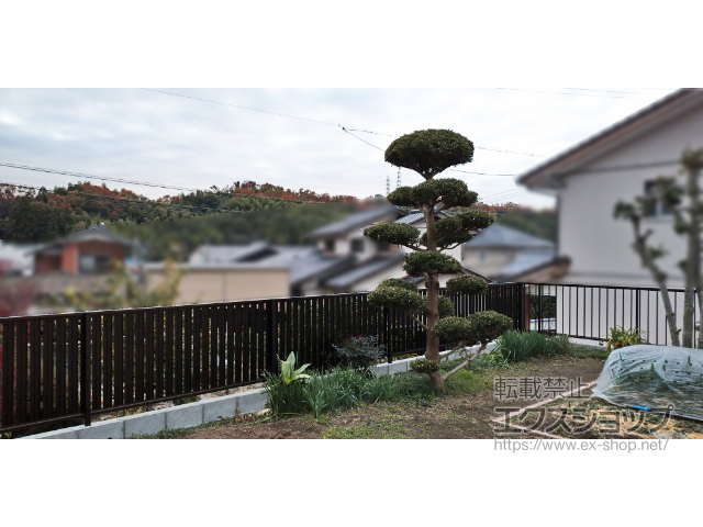 三重県四日市市ののフェンス・柵 シンプレオフェンスST1型 縦スリット 自由柱タイプ 施工例