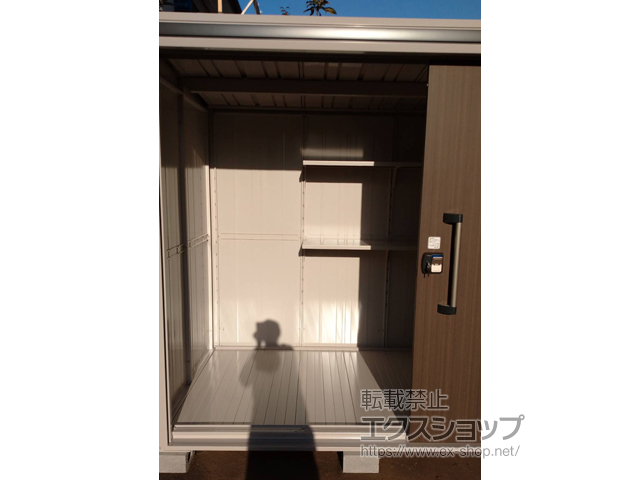 長野県長野市のの物置・屋外倉庫 エルモ 一般型 2220×1520×2120（LMD-2215） LMD-2215-DW 施工例