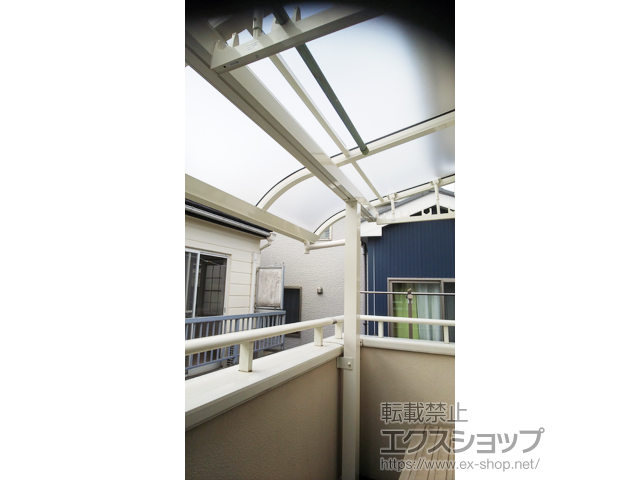 埼玉県朝霞市ののバルコニー・ベランダ屋根 ソラリア R型 屋根タイプ 連棟 積雪〜20cm対応 施工例