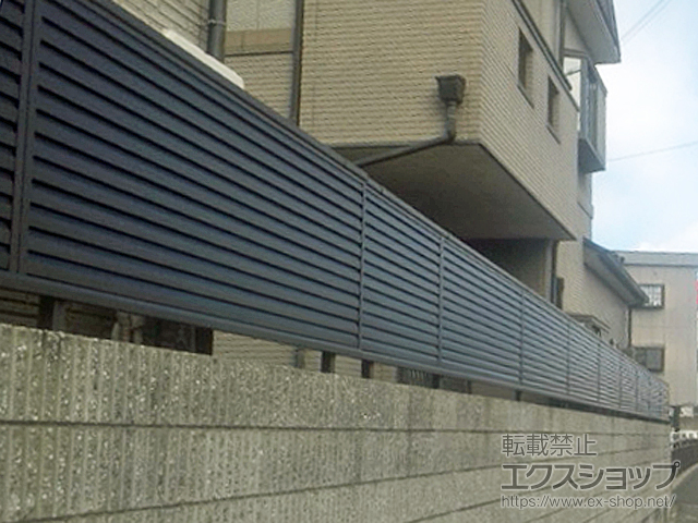 大阪府泉佐野市ののフェンス・柵 ミエーネフェンス 目隠しルーバータイプ 自由柱施工 施工例