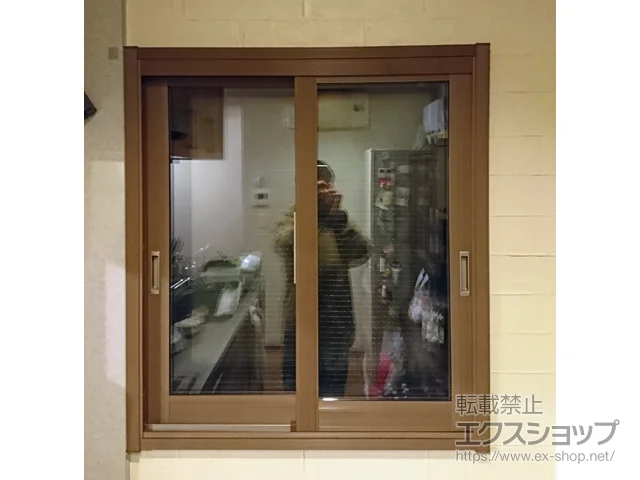 神奈川県横浜市のLIXIL リクシル（トステム）の内窓（二重窓・二重サッシ） インプラスウッド 引違い窓 2枚建 施工例