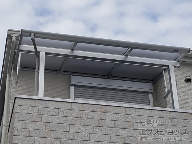 大阪府堺市ののバルコニー・ベランダ屋根 ソラリア F型 屋根タイプ 単体 積雪〜20cm対応 施工例