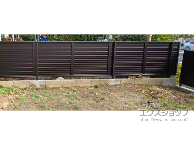 福岡県遠賀郡遠賀町ののフェンス・柵 ミエーネフェンス 目隠しルーバータイプ　自由柱施工 施工例