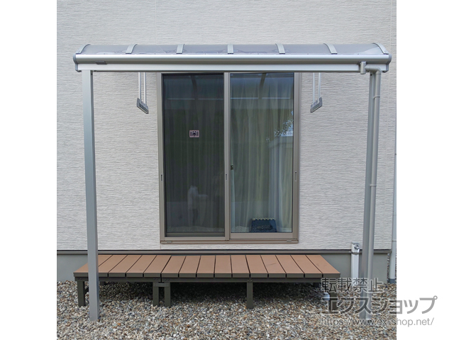 福井県鯖江市ののテラス屋根 ソラリア R型 3000 テラスタイプ 単体　積雪〜100cm対応 施工例