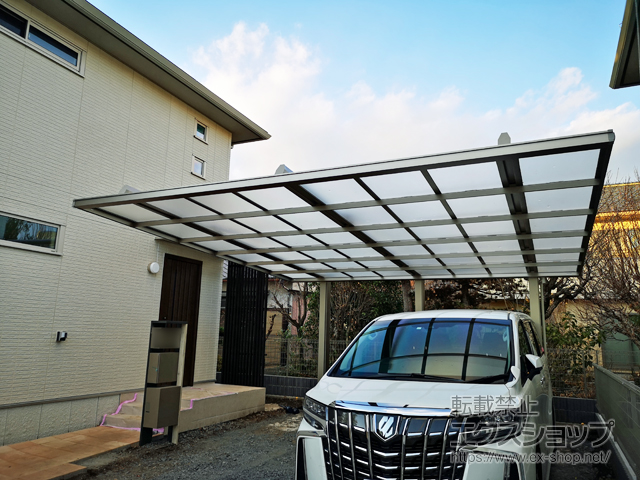 栃木県宇都宮市ののカーポート ダブルフェース 積雪〜20cm対応 施工例