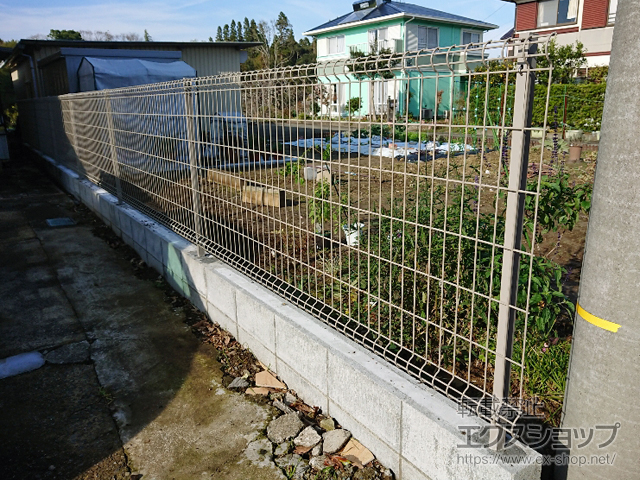 千葉県夷隅郡大多喜町ののフェンス・柵 メッシュフェンス BB 自在柱 施工例